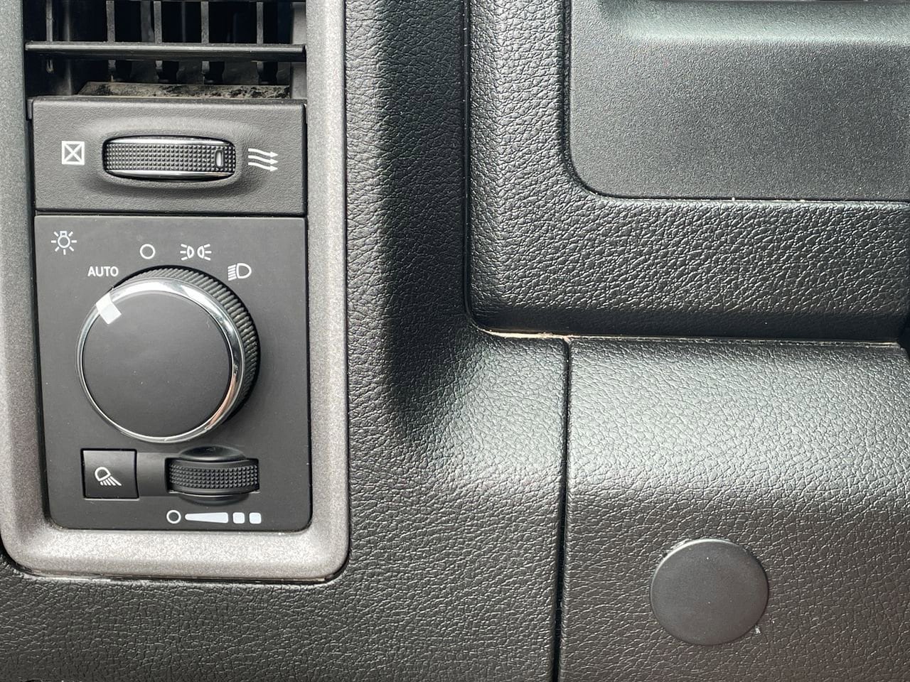 Thumbnail: 2021 RAM 1500 Classic - 27