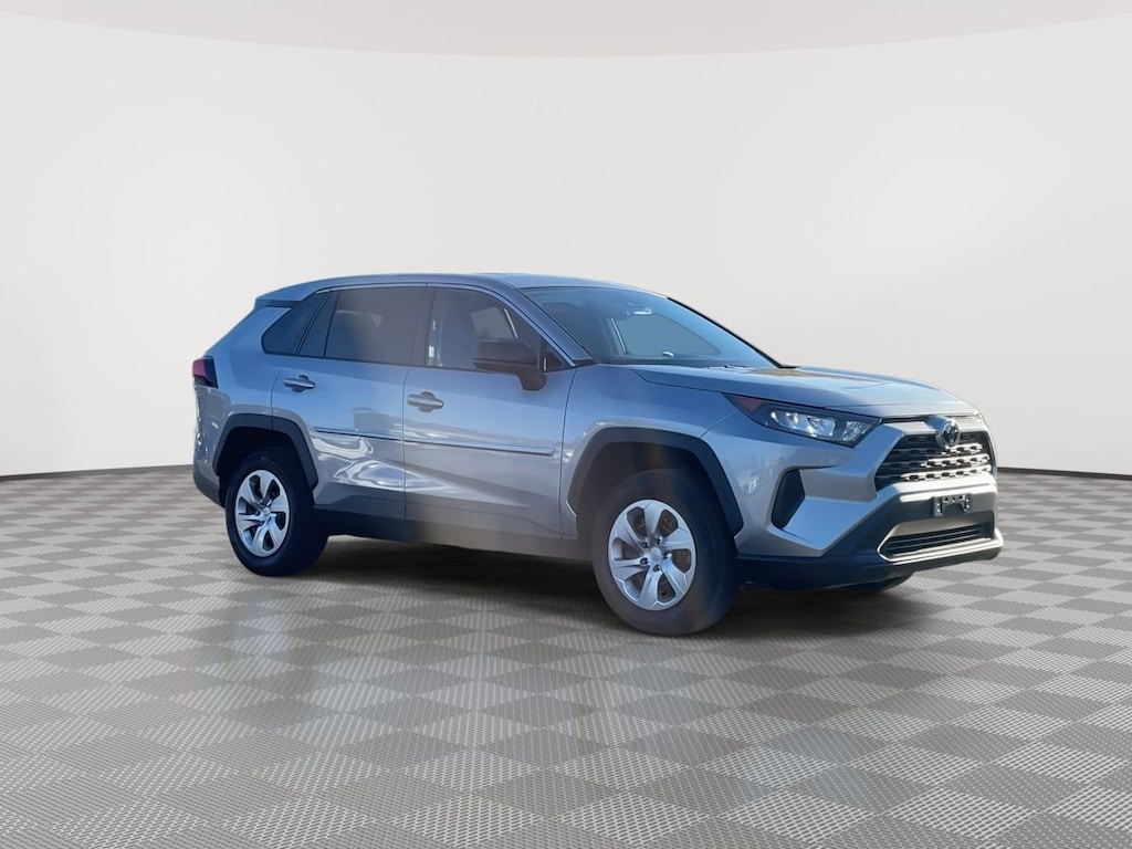 Used 2022 Toyota RAV4 LE