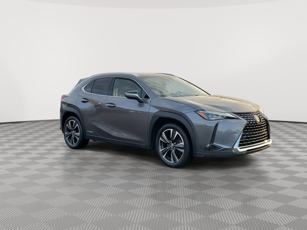 Thumbnail: 2020 Lexus UX - 2