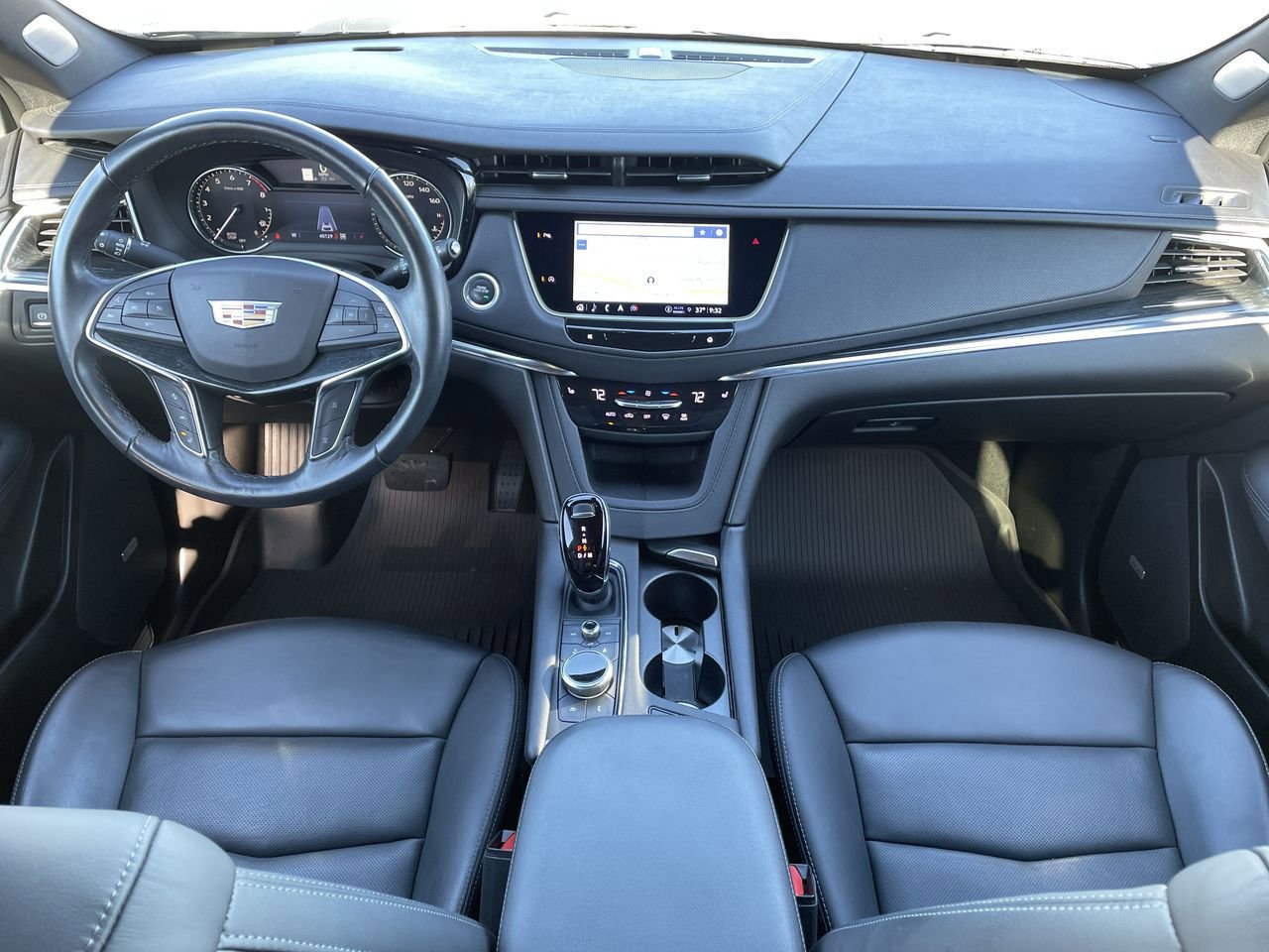 Thumbnail: 2023 Cadillac XT5 - 25