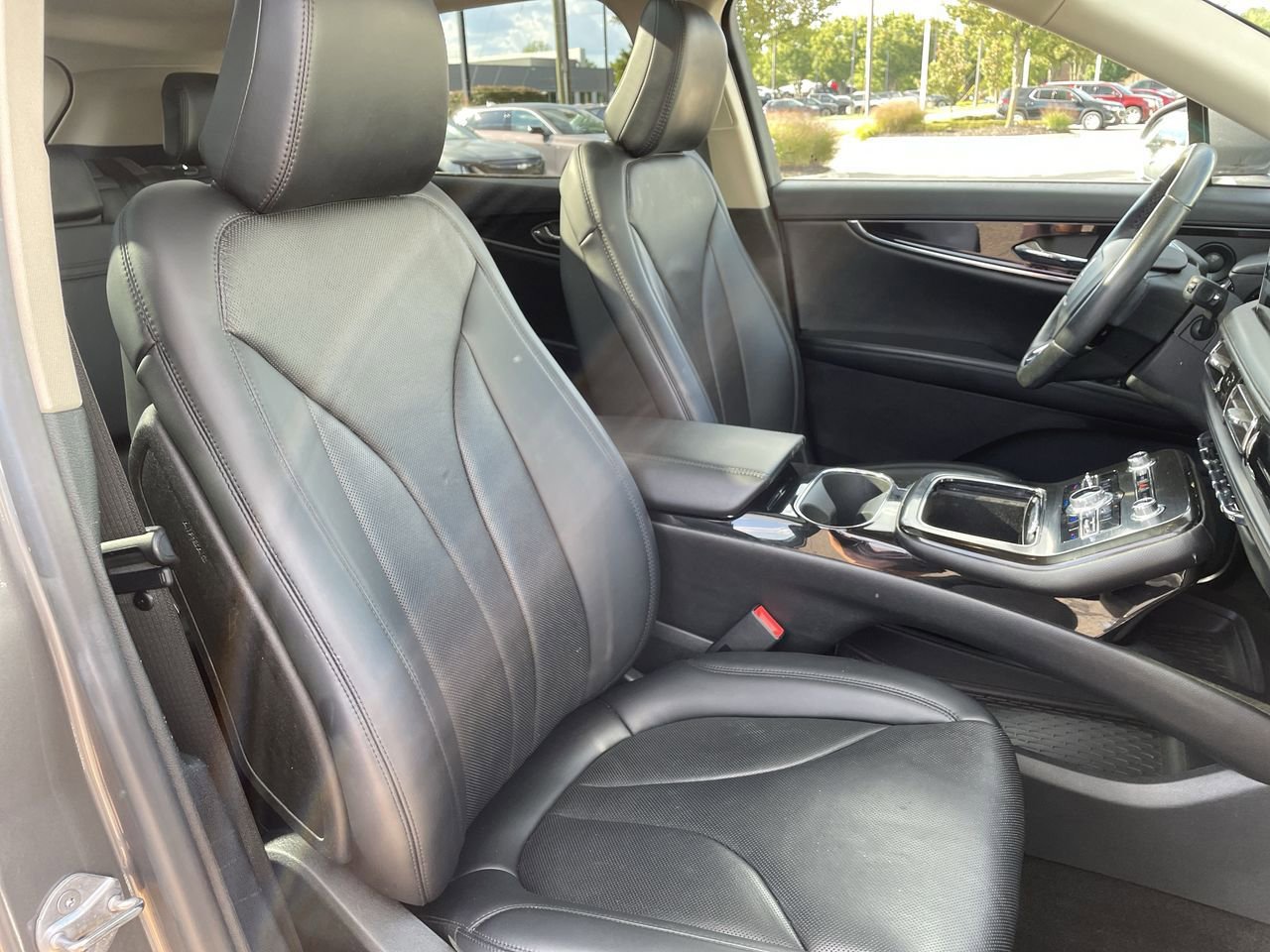 Thumbnail: 2021 Lincoln Nautilus - 14