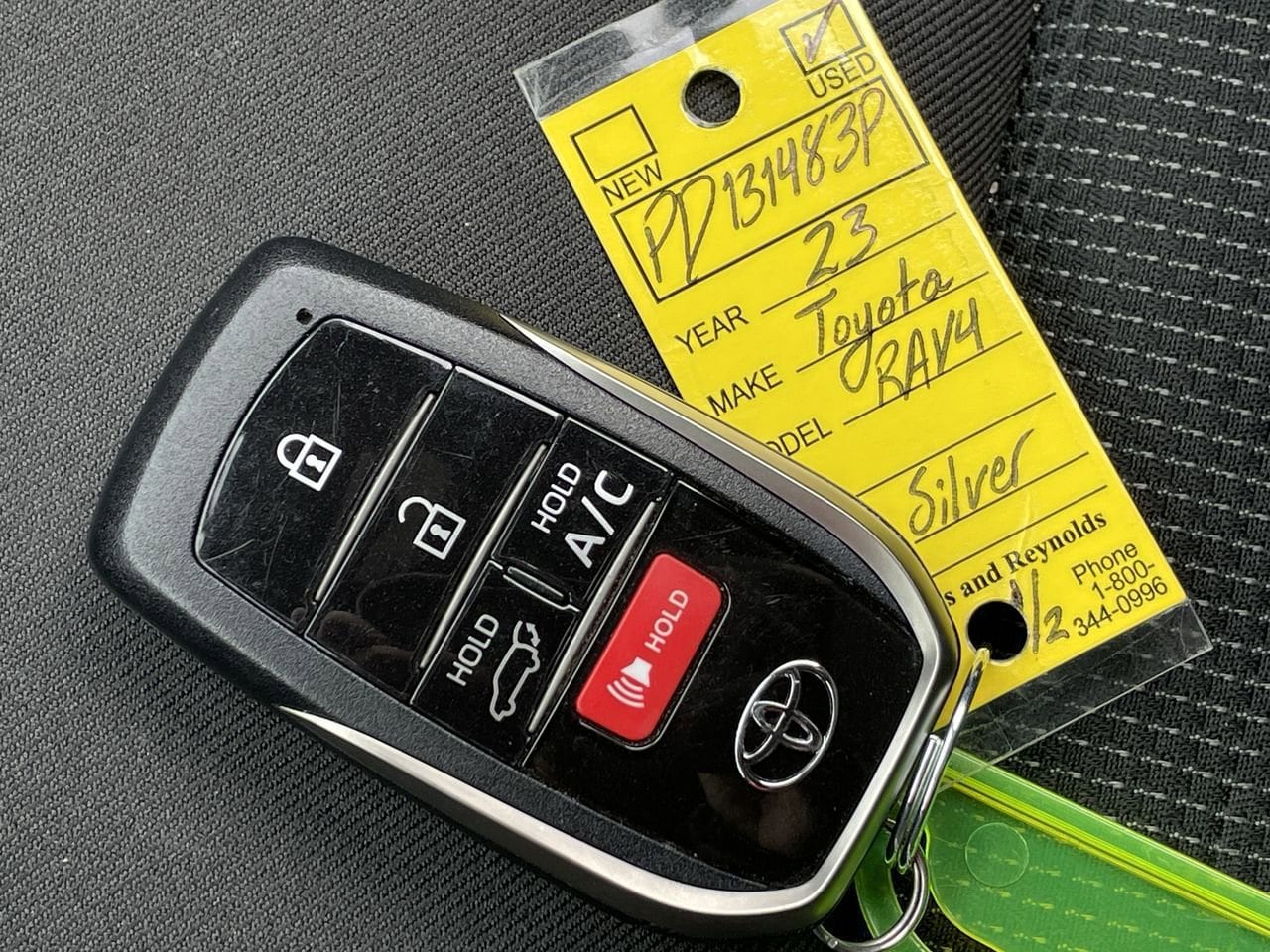 Thumbnail: 2023 Toyota RAV4 - 33