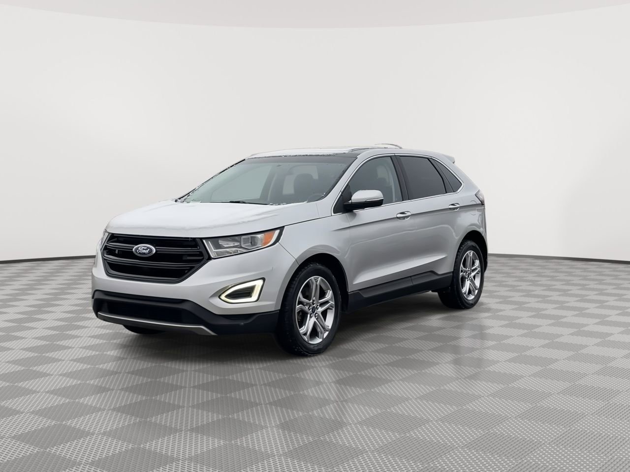 2018 Ford Edge Titanium photo 4