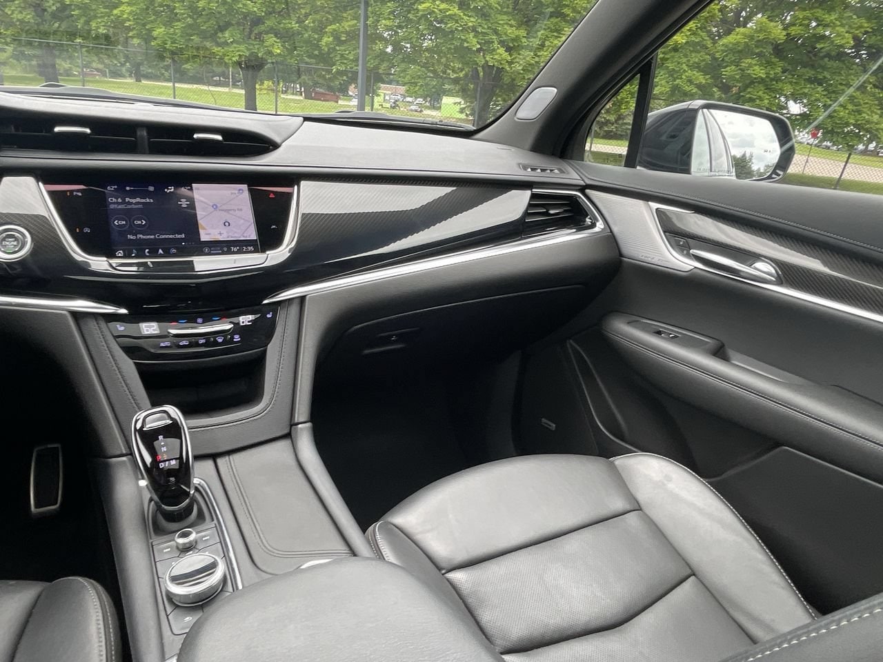 Thumbnail: 2022 Cadillac XT6 - 11