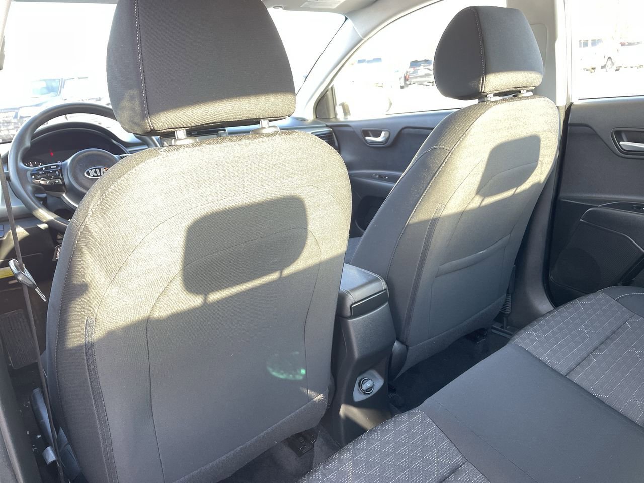 Thumbnail: 2020 Kia Rio - 19