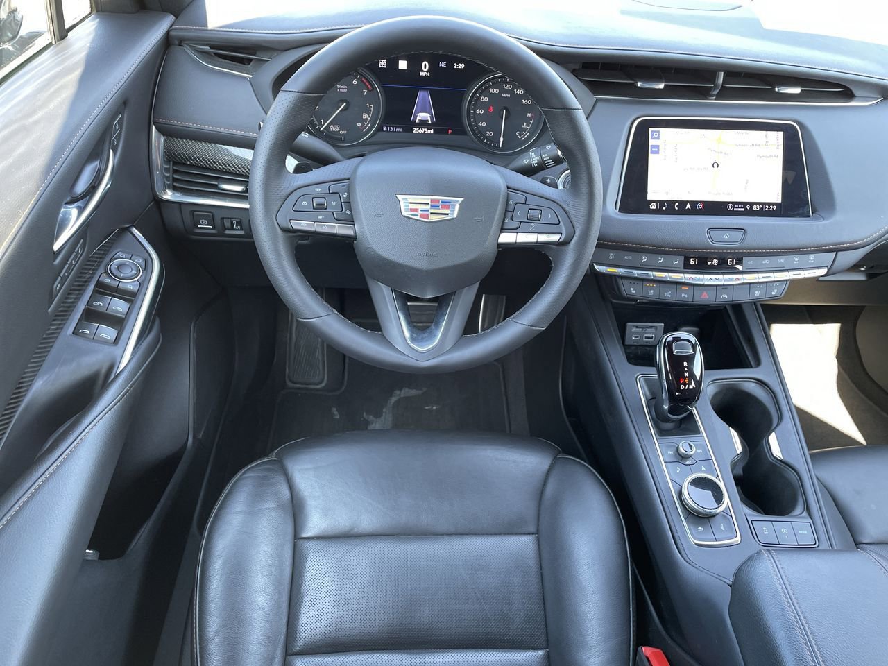 Thumbnail: 2022 Cadillac XT4 - 11