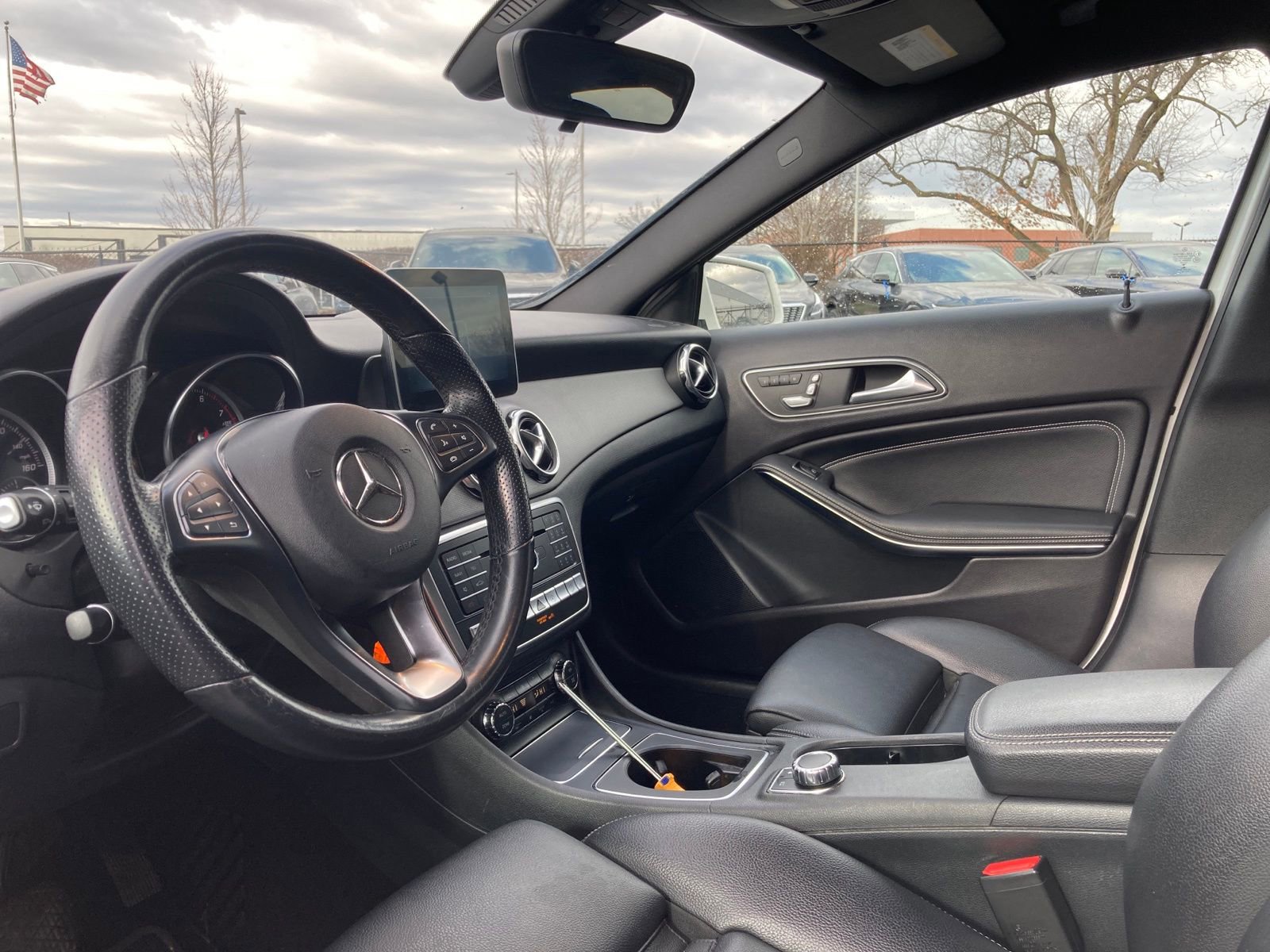 Thumbnail: 2020 Mercedes-Benz GLA - 4