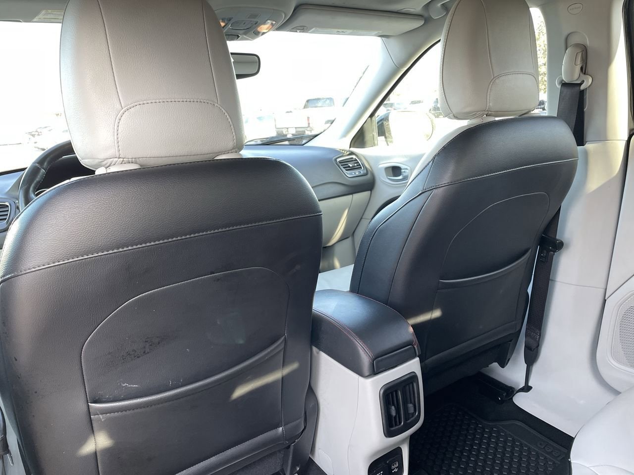 Thumbnail: 2018 Jeep Compass - 19