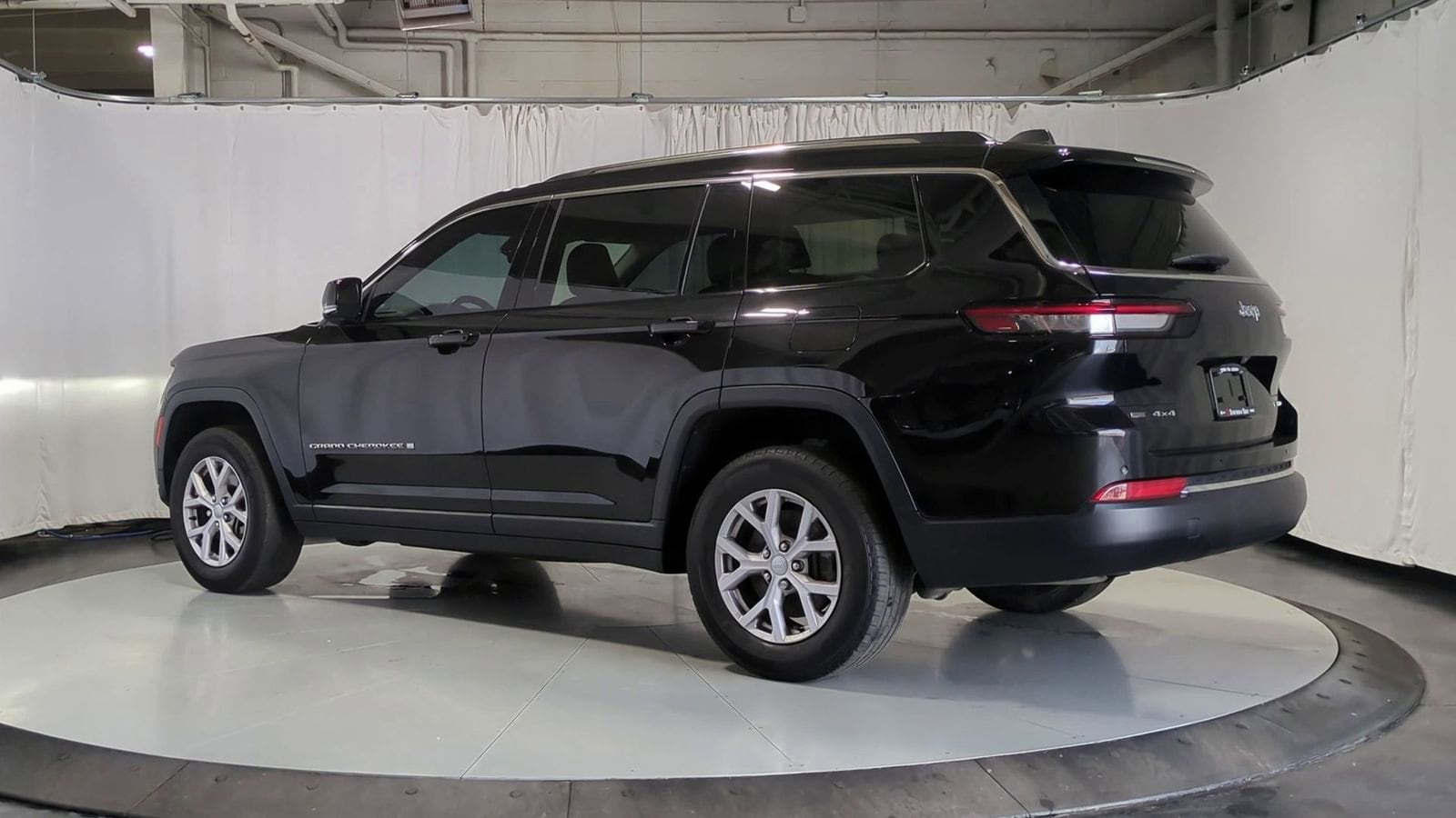 Thumbnail: 2022 Jeep Grand Cherokee L - 6