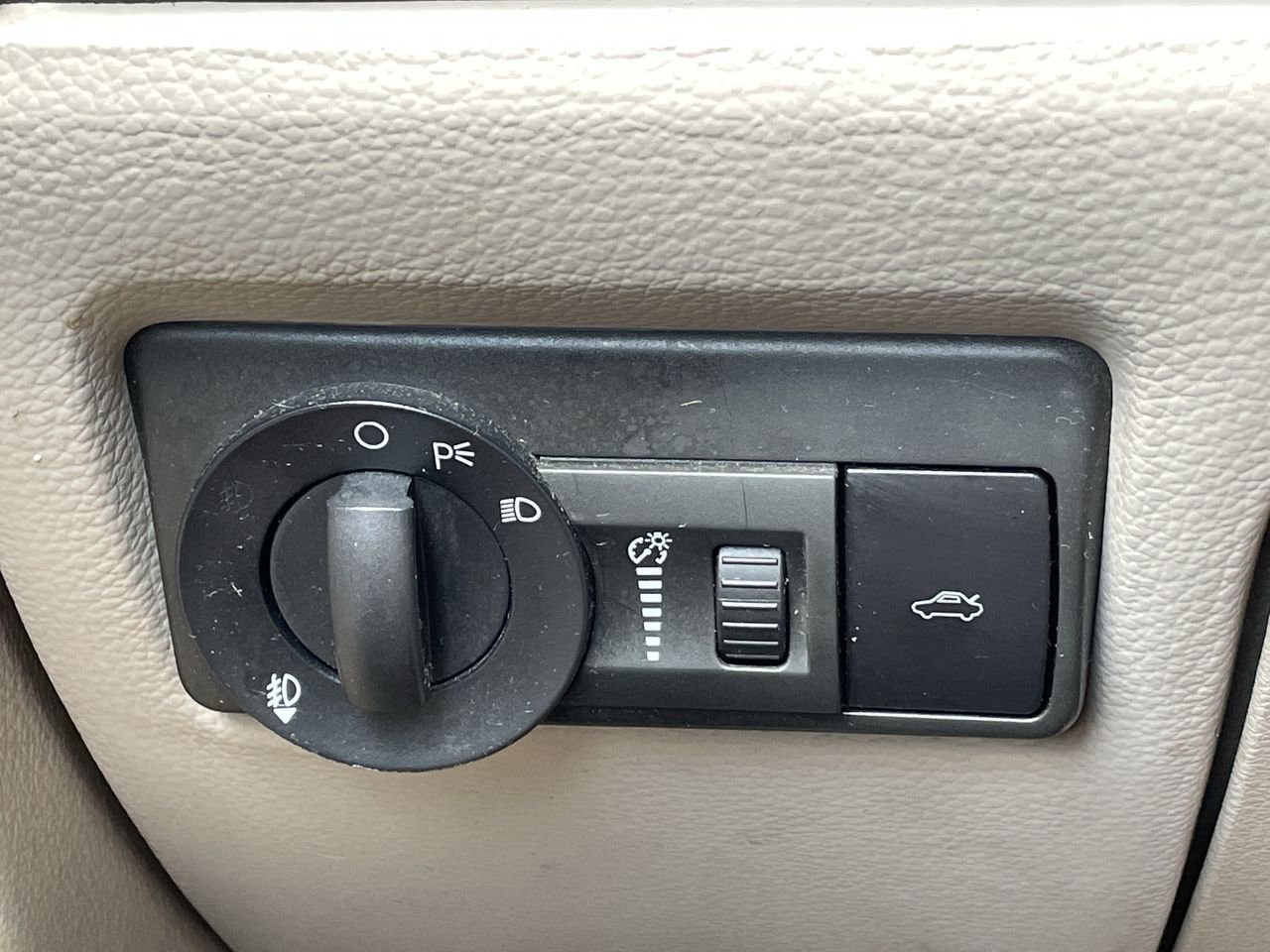 Thumbnail: 2009 Ford Fusion - 24