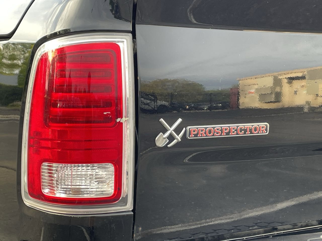 2015 RAM 3500 Longhorn 43