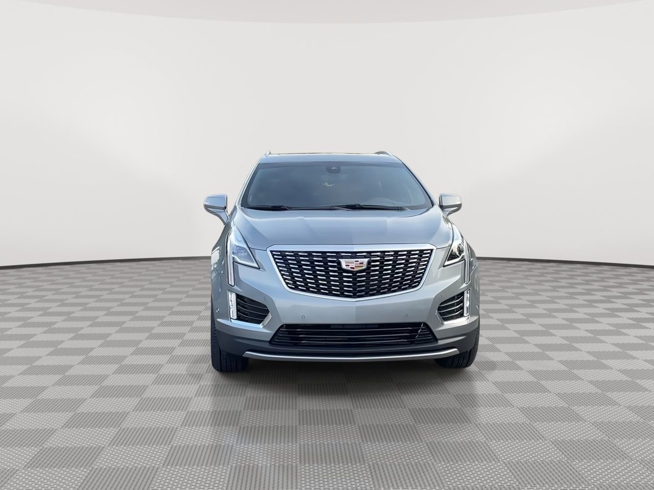 Thumbnail: 2023 Cadillac XT5 - 3