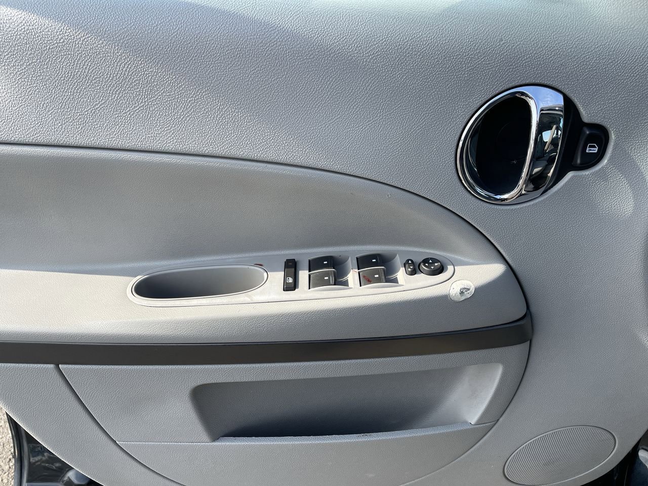 Thumbnail: 2010 Chevrolet HHR - 25