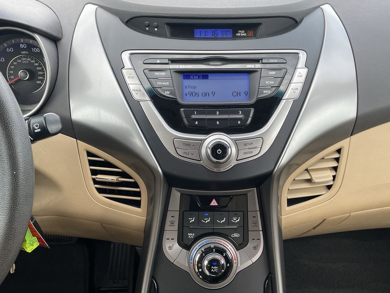 Thumbnail: 2013 Hyundai Elantra - 13