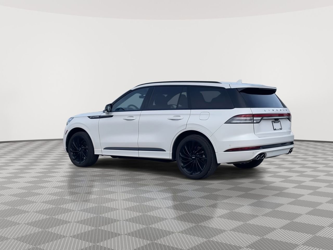 Thumbnail: 2024 Lincoln Aviator - 6