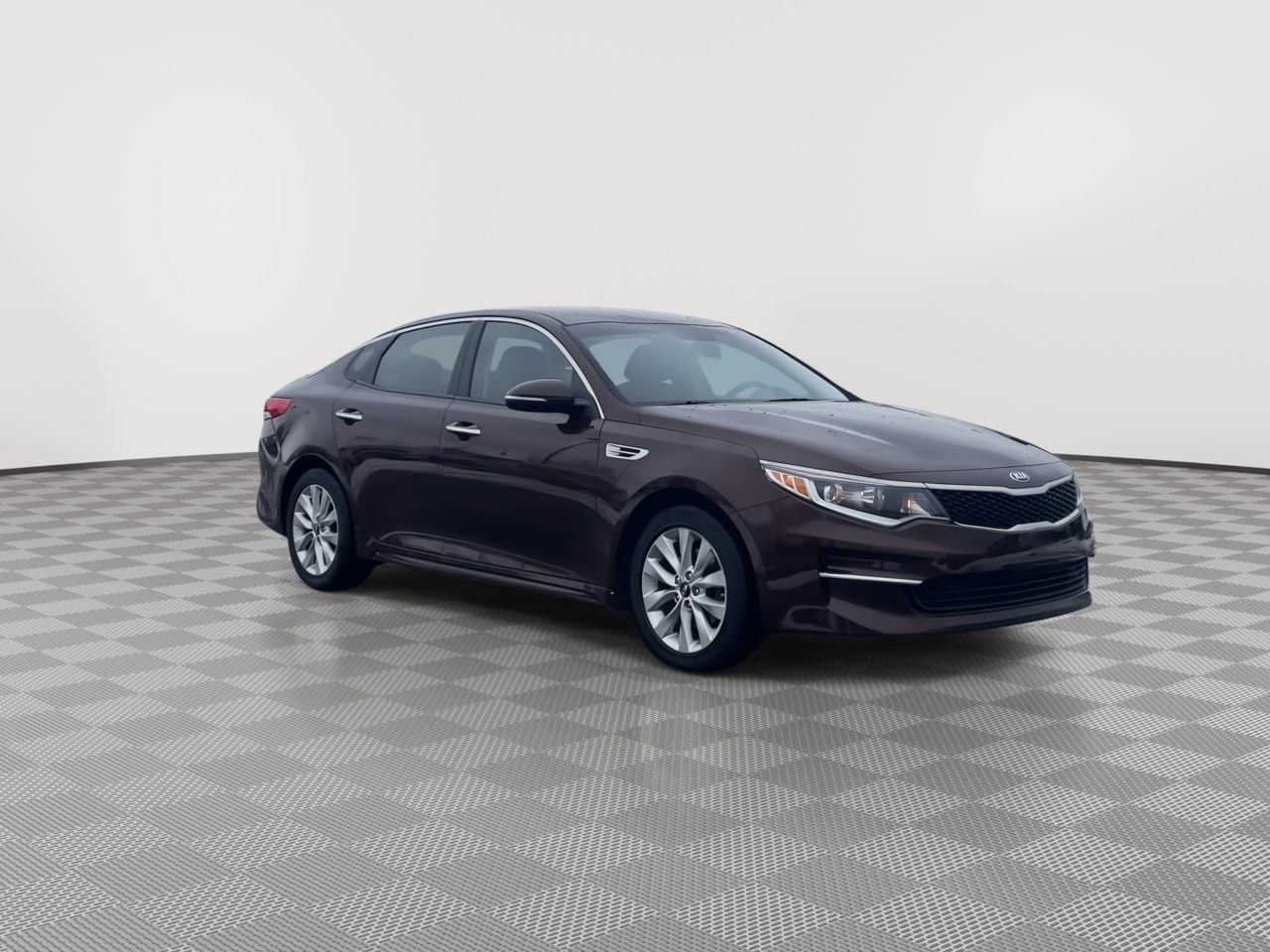Thumbnail: 2018 Kia Optima - 2
