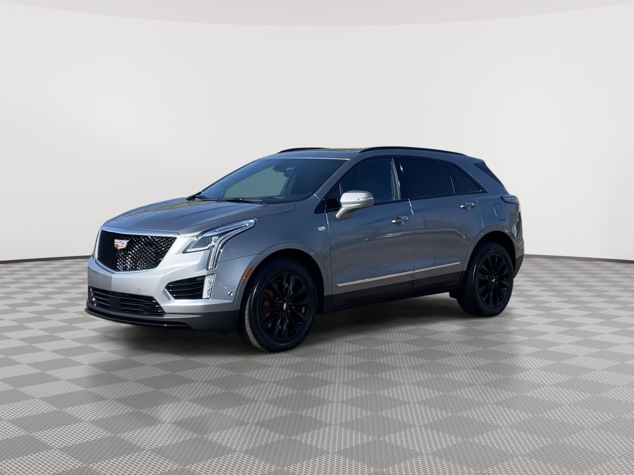 Thumbnail: 2024 Cadillac XT5 - 4