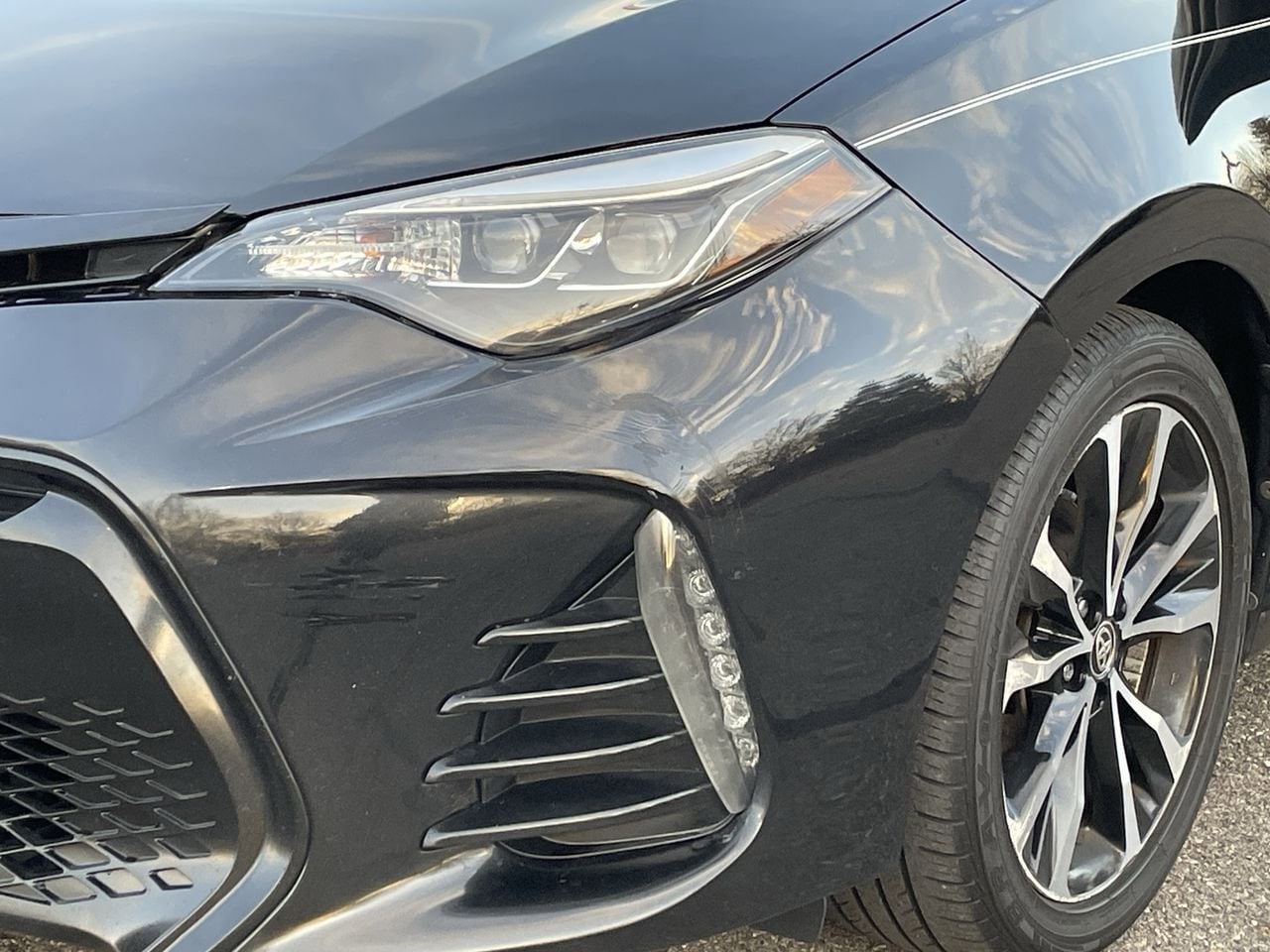 Thumbnail: 2017 Toyota Corolla - 32