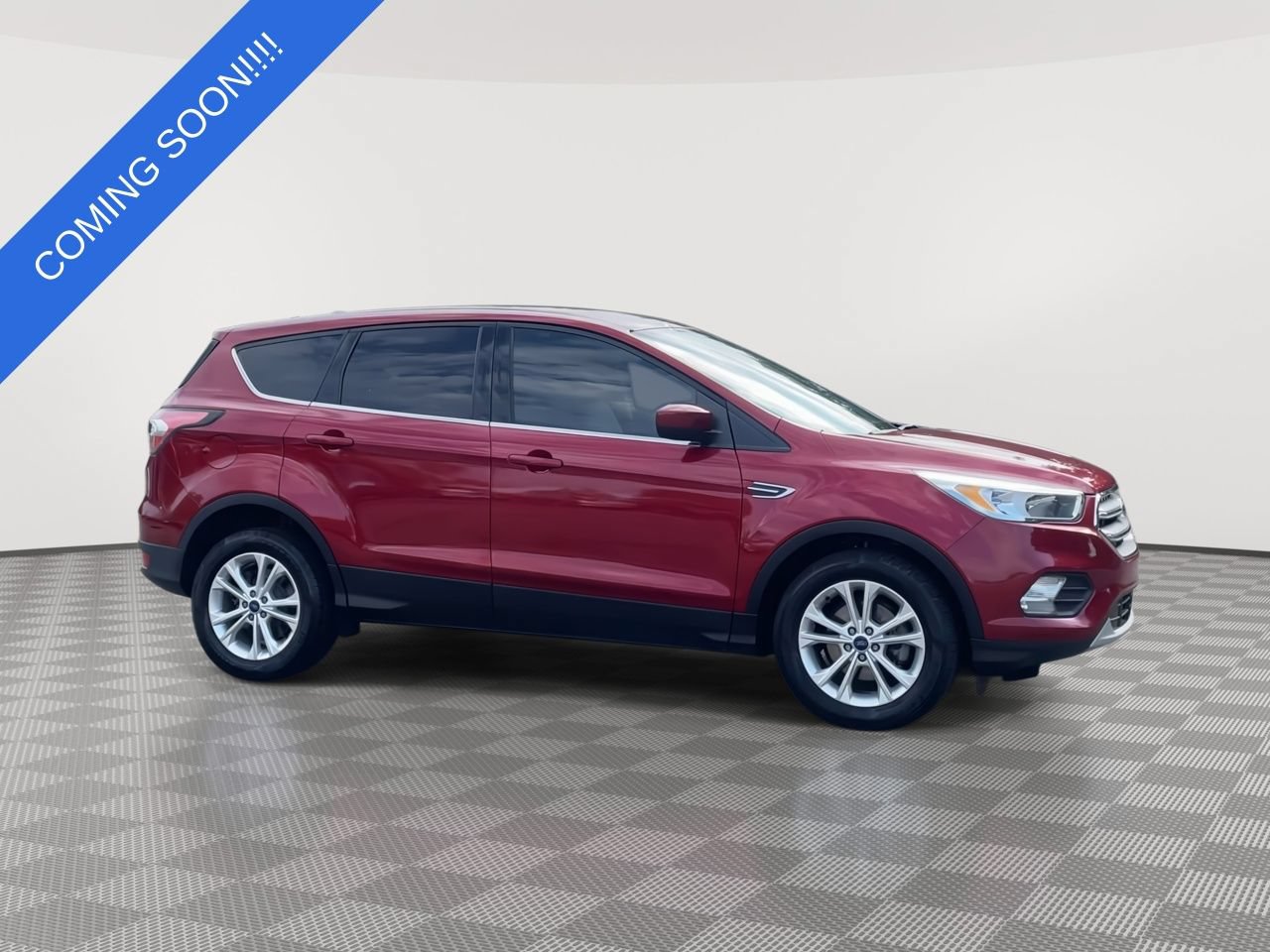 Used 2017 Ford Escape SE with VIN 1FMCU0GD4HUB36240 for sale in Plymouth, MI