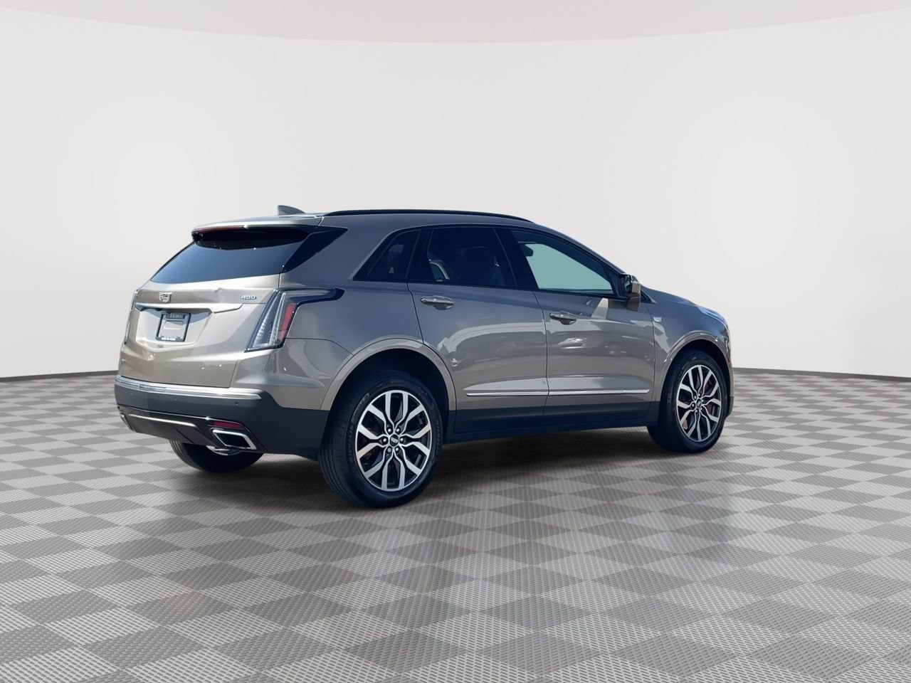 Thumbnail: 2023 Cadillac XT5 - 8