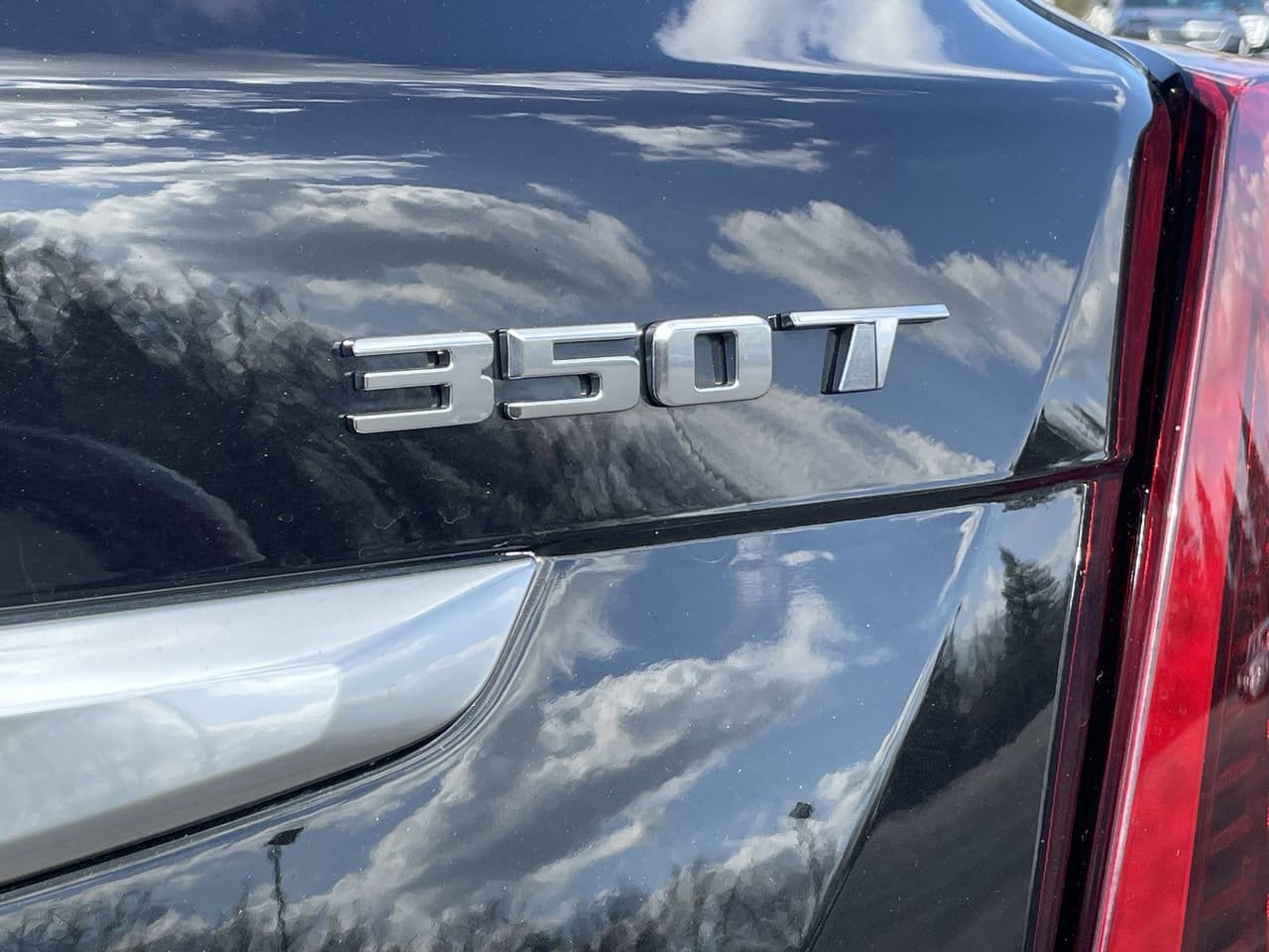 Thumbnail: 2024 Cadillac XT5 - 38