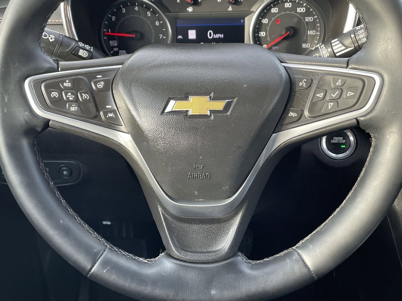 Thumbnail: 2023 Chevrolet Equinox - 10