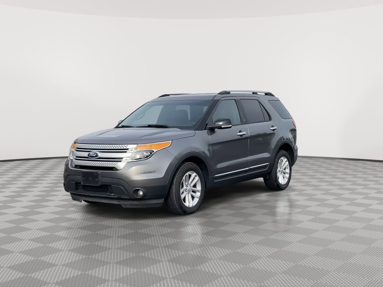 Thumbnail: 2014 Ford Explorer - 4