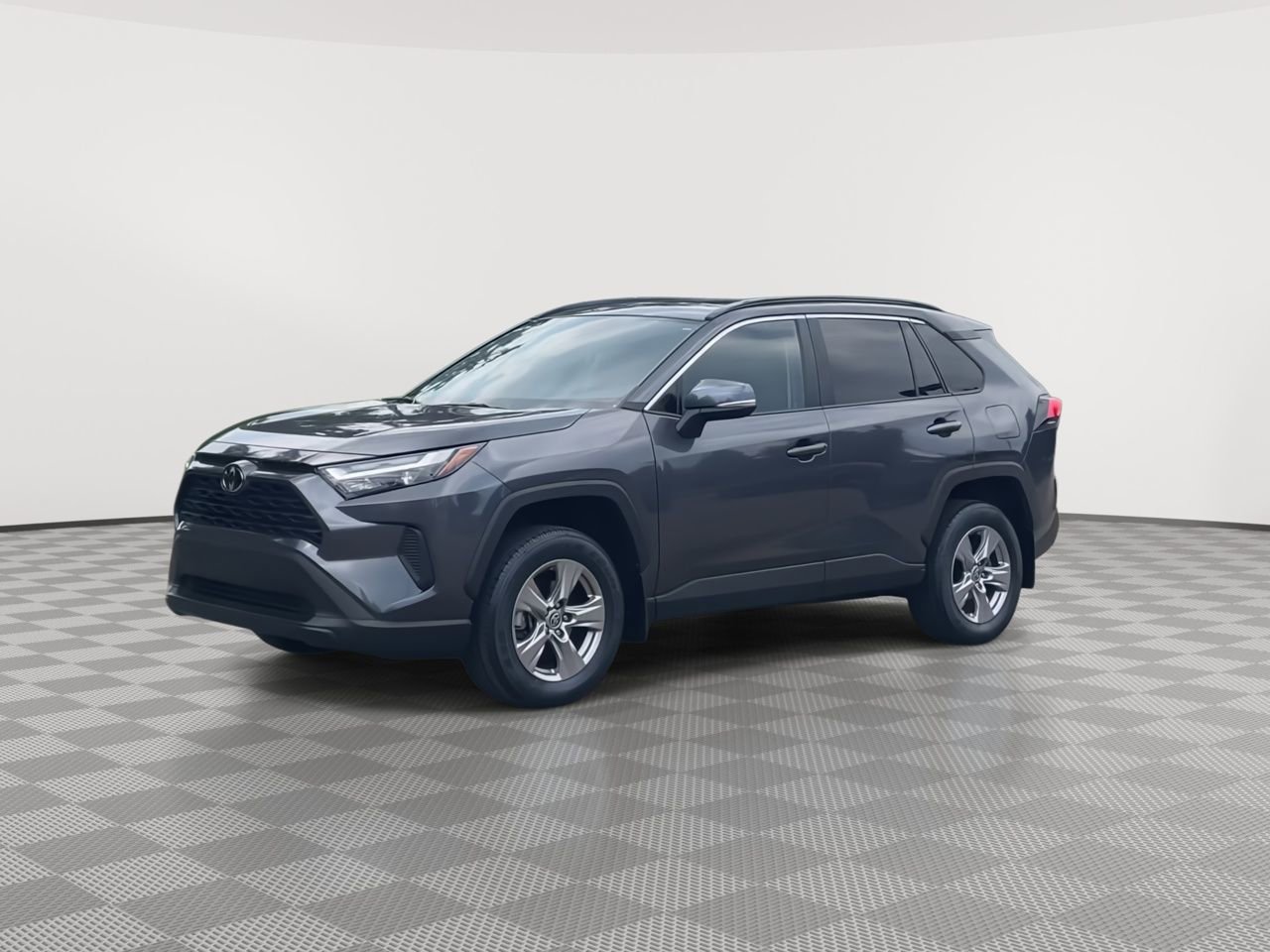 Thumbnail: 2022 Toyota RAV4 - 4