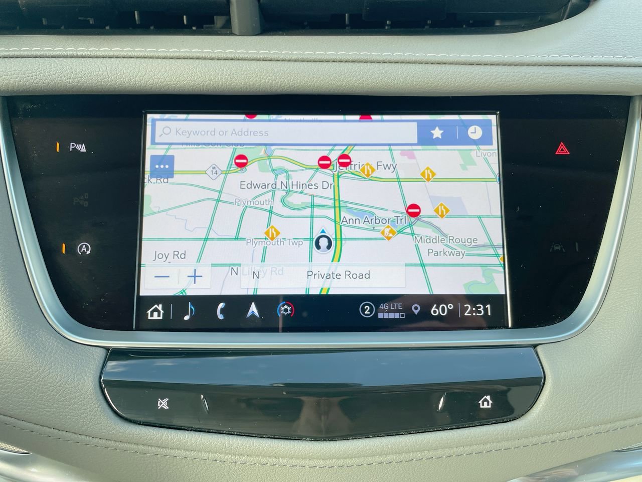 Thumbnail: 2025 Cadillac XT5 - 22