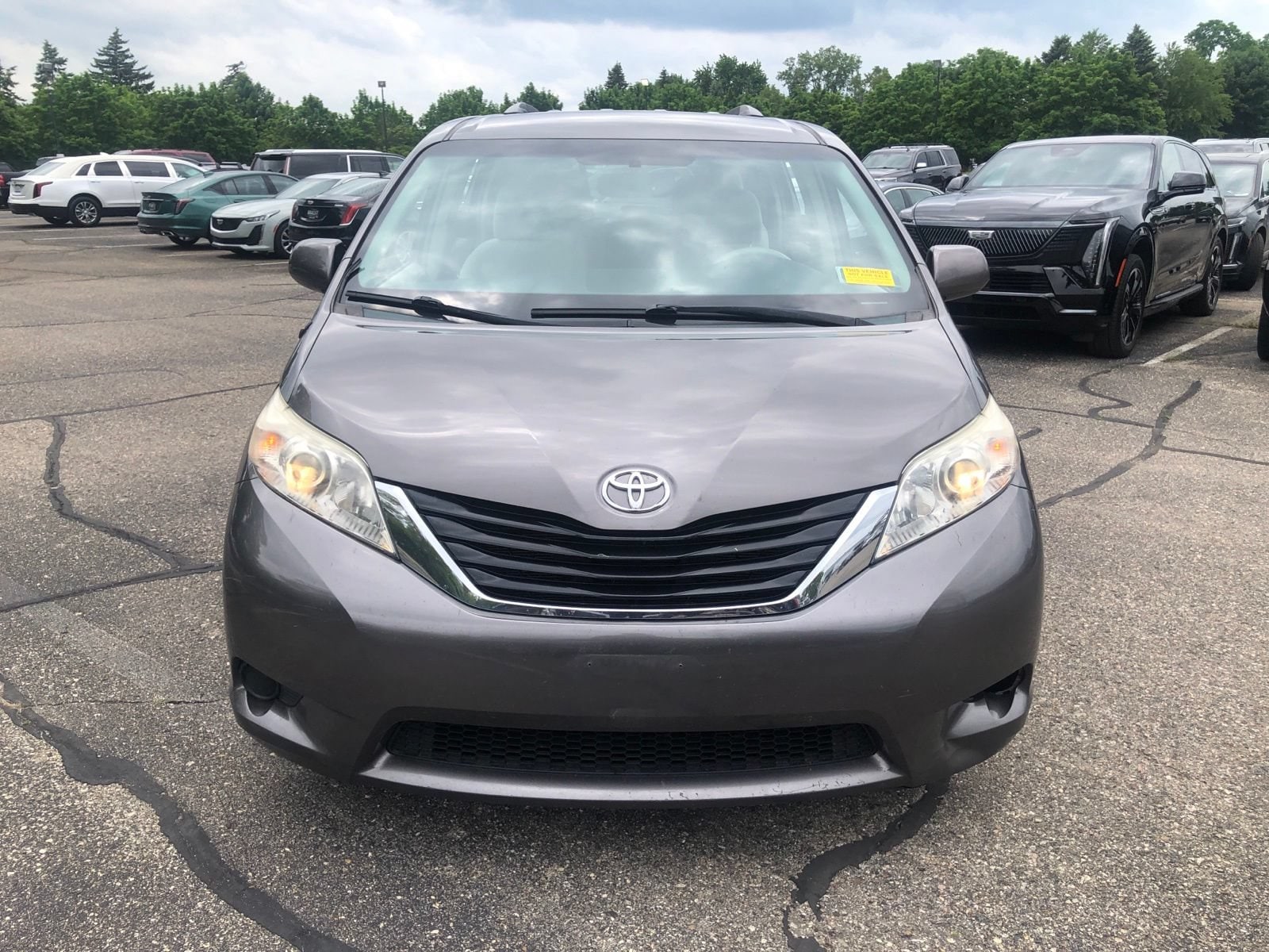 Thumbnail: 2013 Toyota Sienna - 2