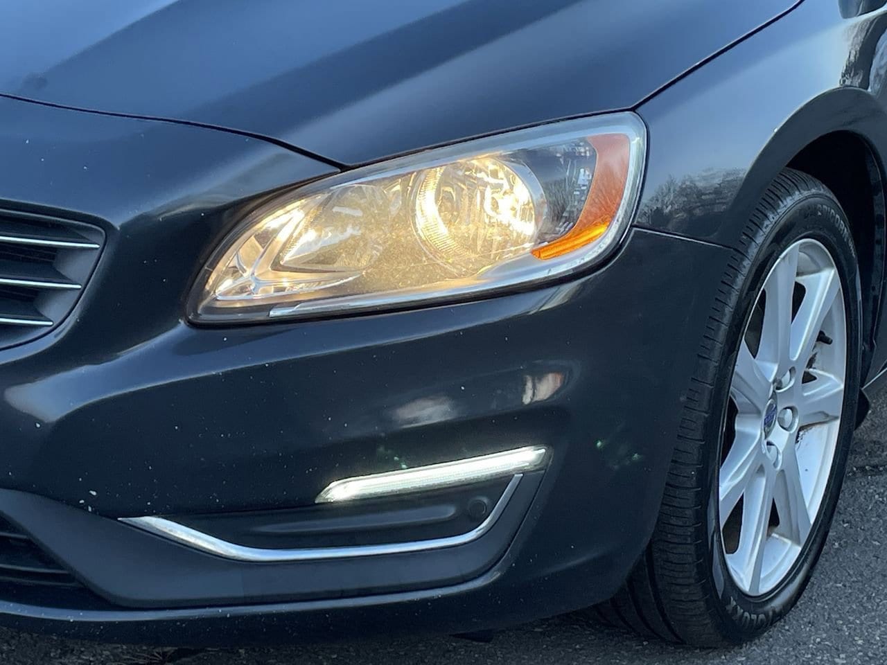 Thumbnail: 2016 Volvo S60 - 34