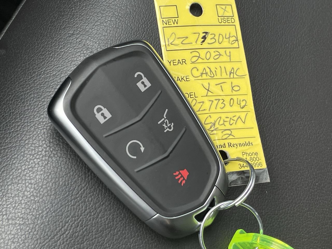 Thumbnail: 2024 Cadillac XT6 - 35