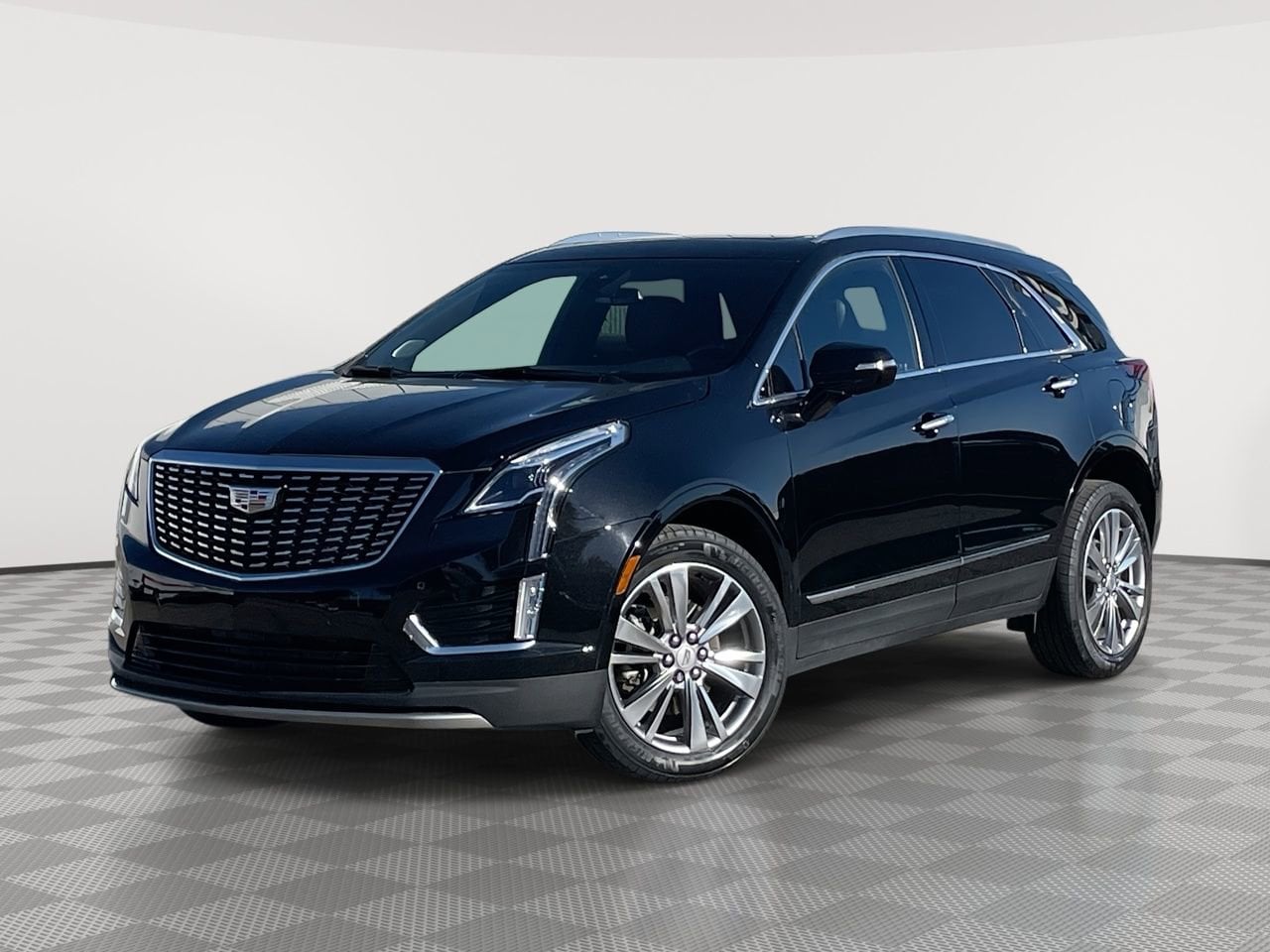 Thumbnail: 2024 Cadillac XT5 - 1