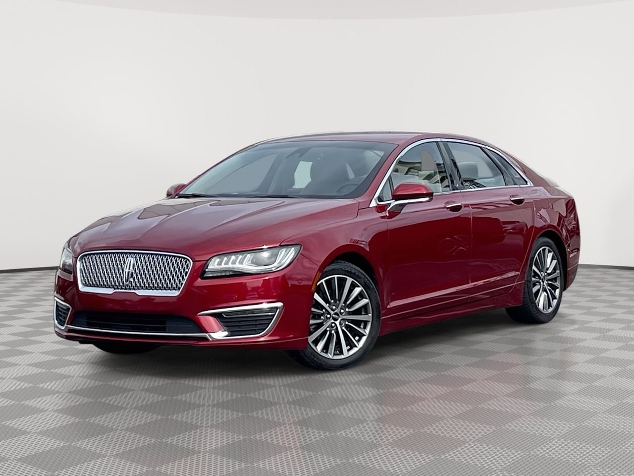 Thumbnail: 2018 Lincoln MKZ - 1