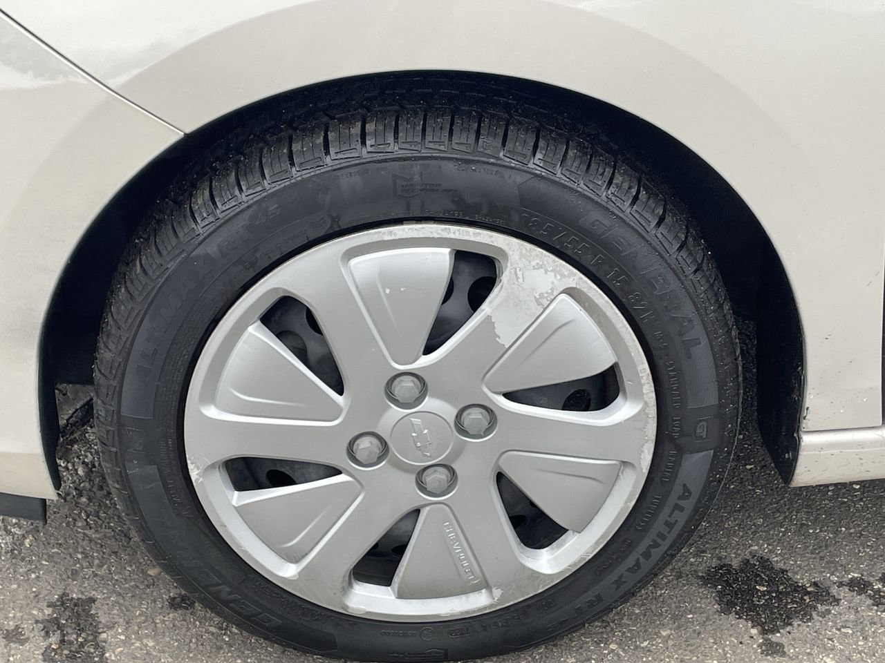 Thumbnail: 2017 Chevrolet Spark - 33