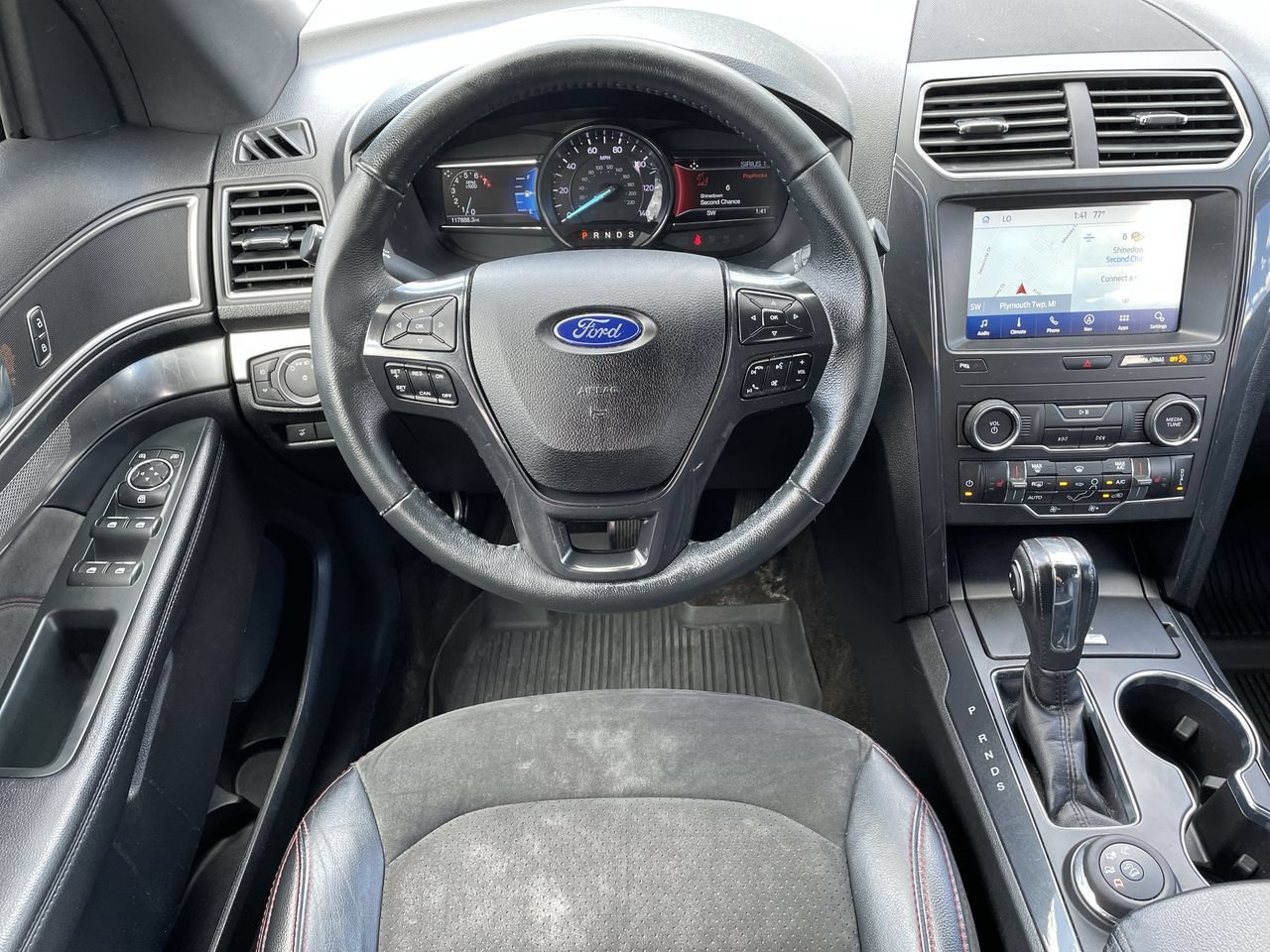 Thumbnail: 2018 Ford Explorer - 11
