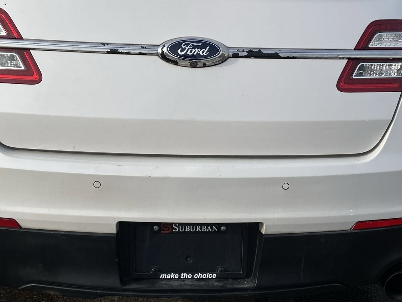 Thumbnail: 2014 Ford Taurus - 36