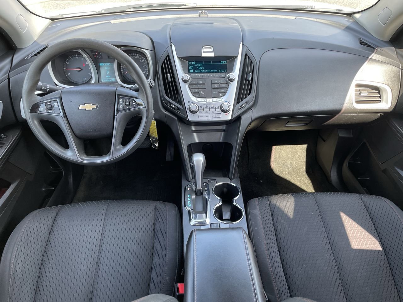 Thumbnail: 2015 Chevrolet Equinox - 20