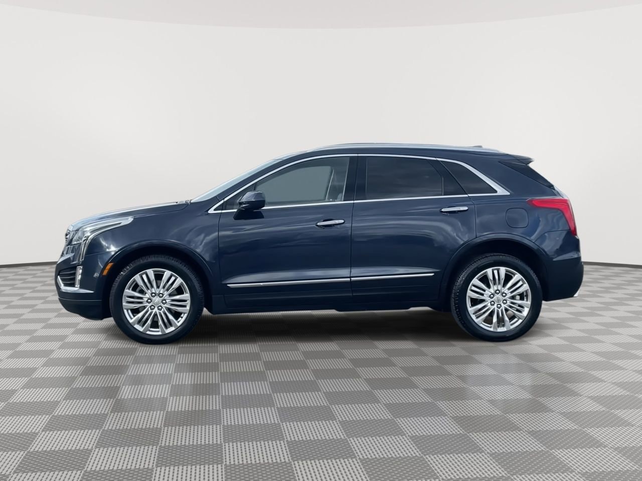 Thumbnail: 2019 Cadillac XT5 - 4