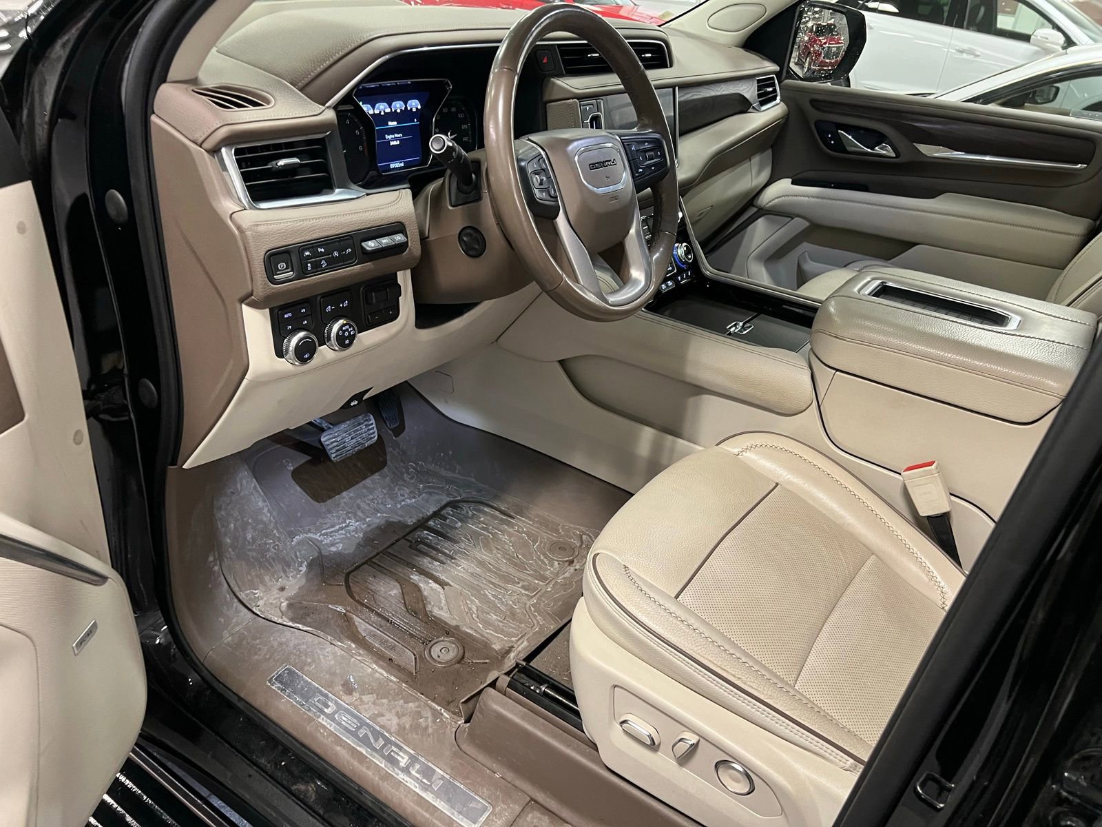 Thumbnail: 2021 GMC Yukon XL - 5