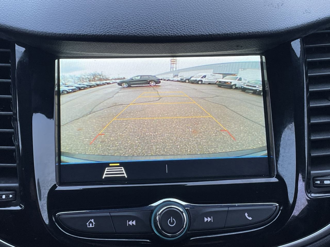 Thumbnail: 2019 Chevrolet Trax - 23