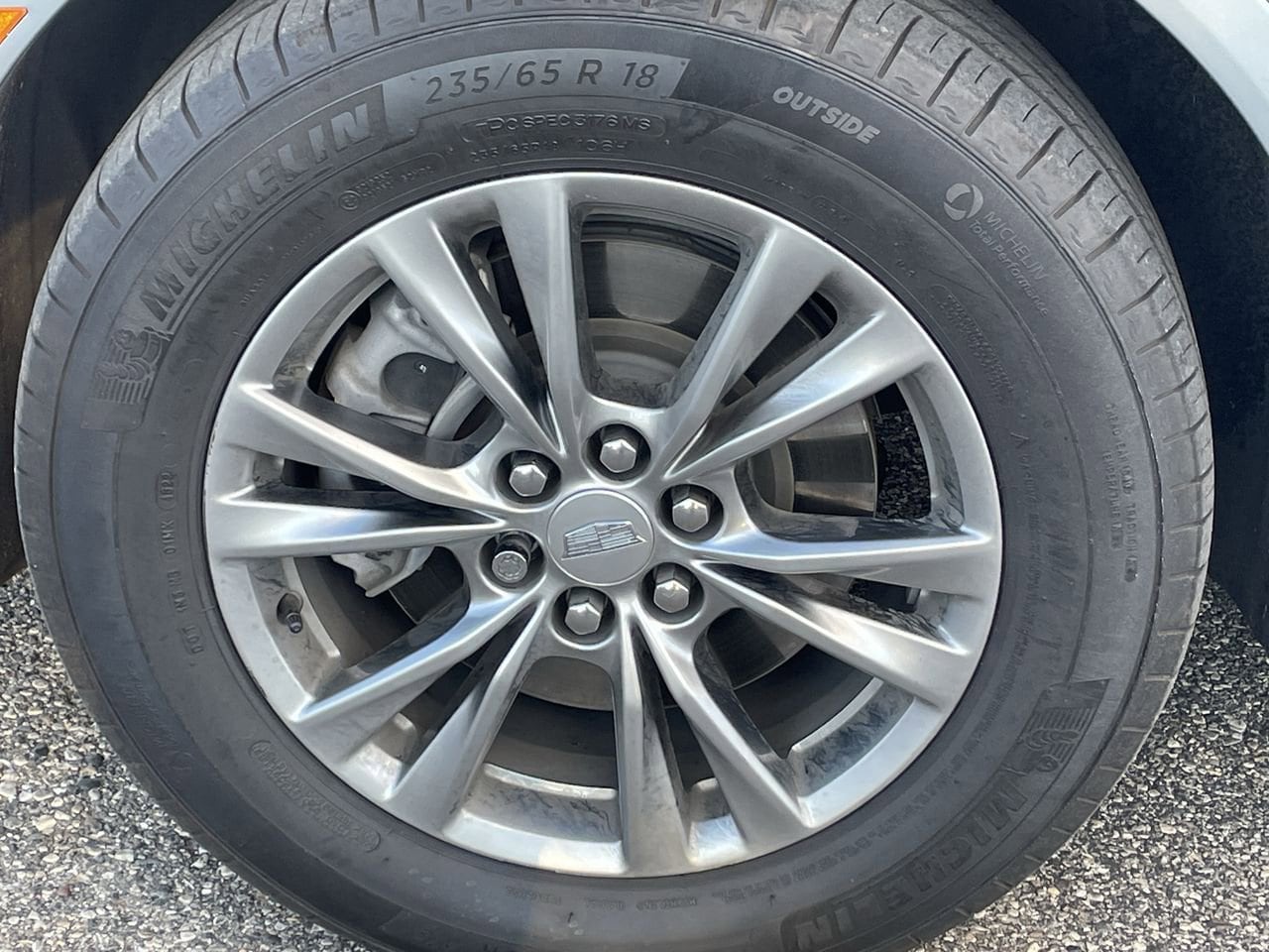 Thumbnail: 2023 Cadillac XT5 - 41