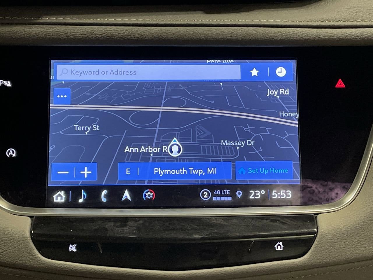 Thumbnail: 2023 Cadillac XT5 - 22