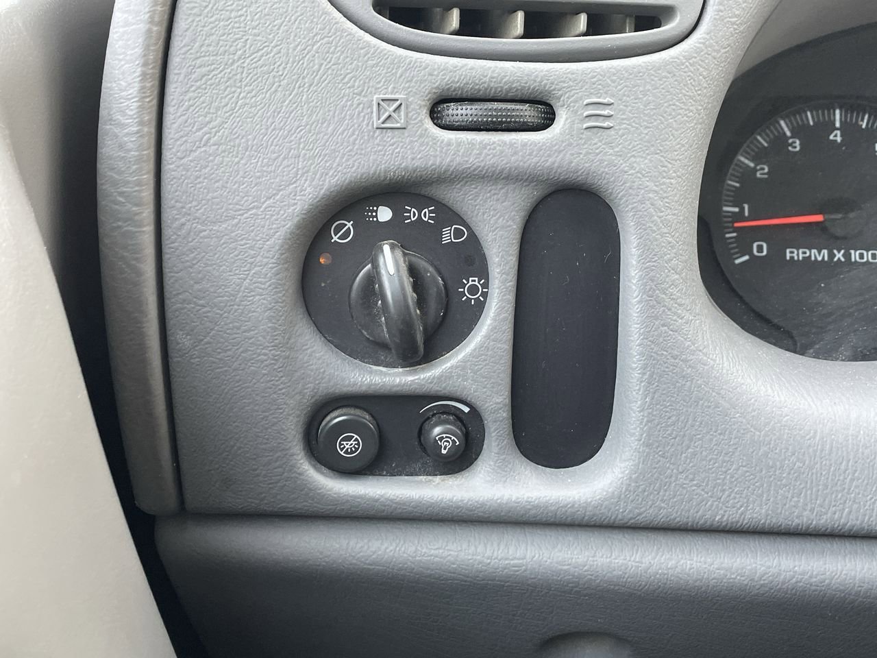 Thumbnail: 2005 Chevrolet TrailBlazer - 25