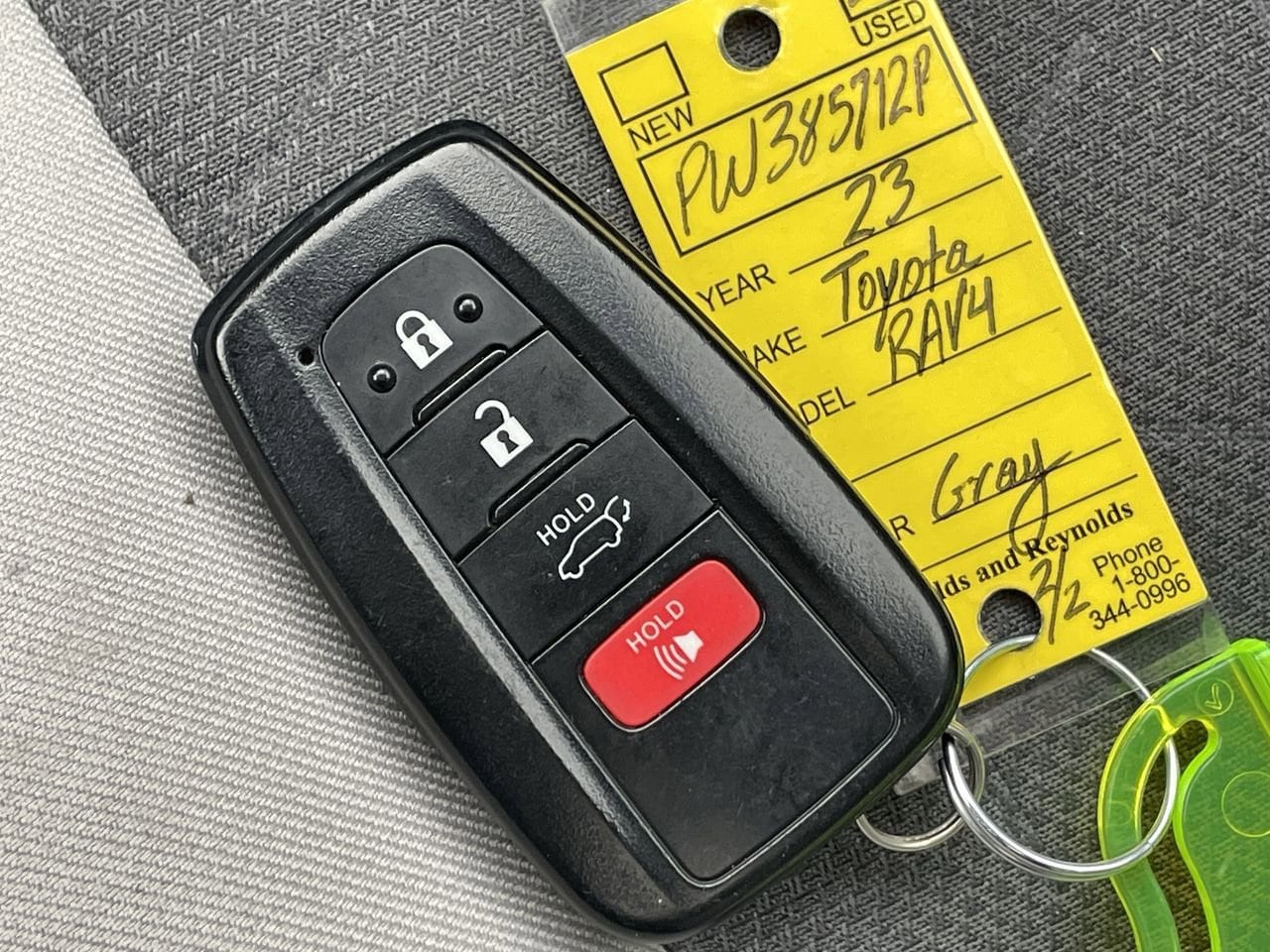 Thumbnail: 2023 Toyota RAV4 - 33