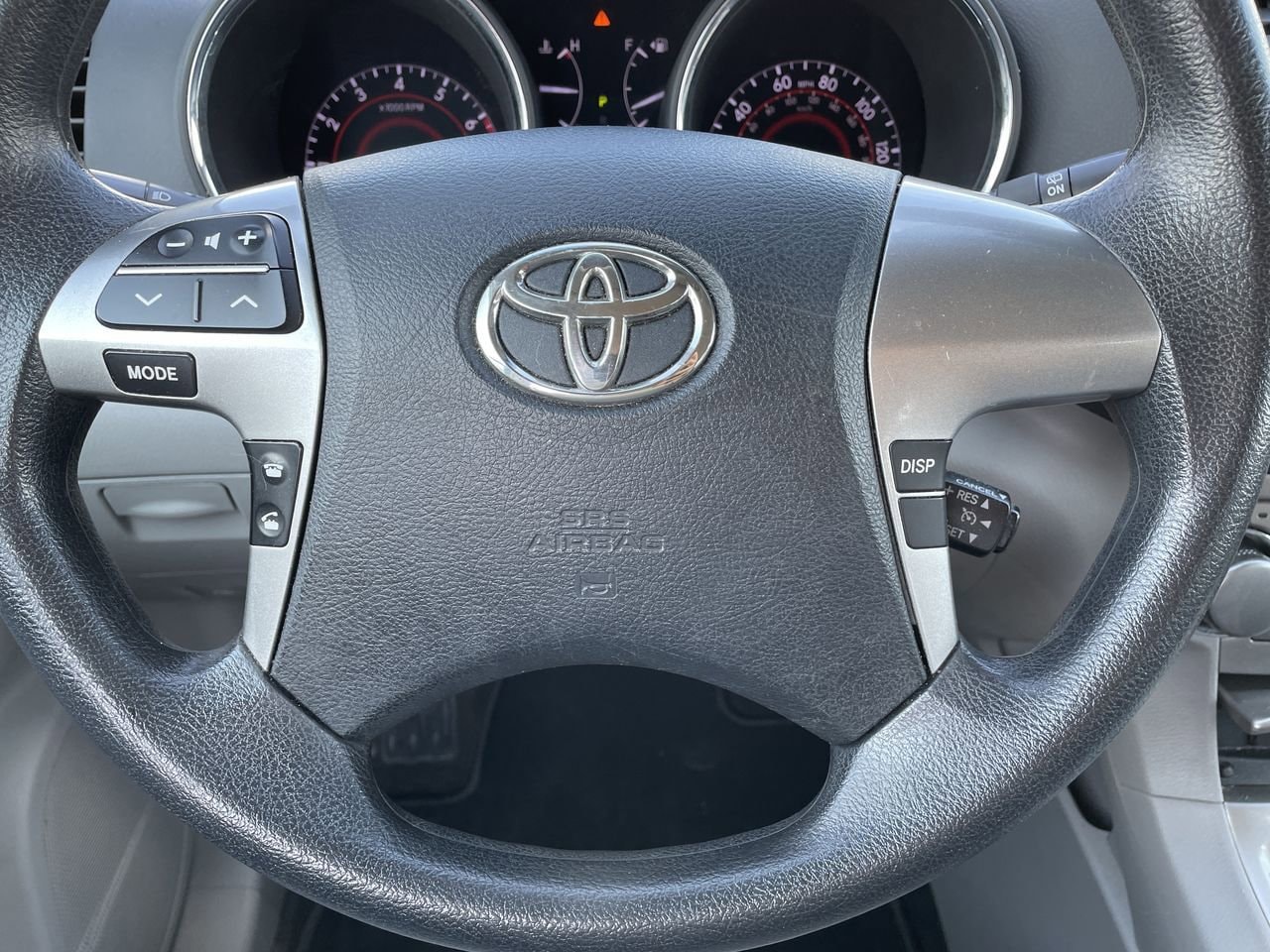 Thumbnail: 2013 Toyota Highlander - 10