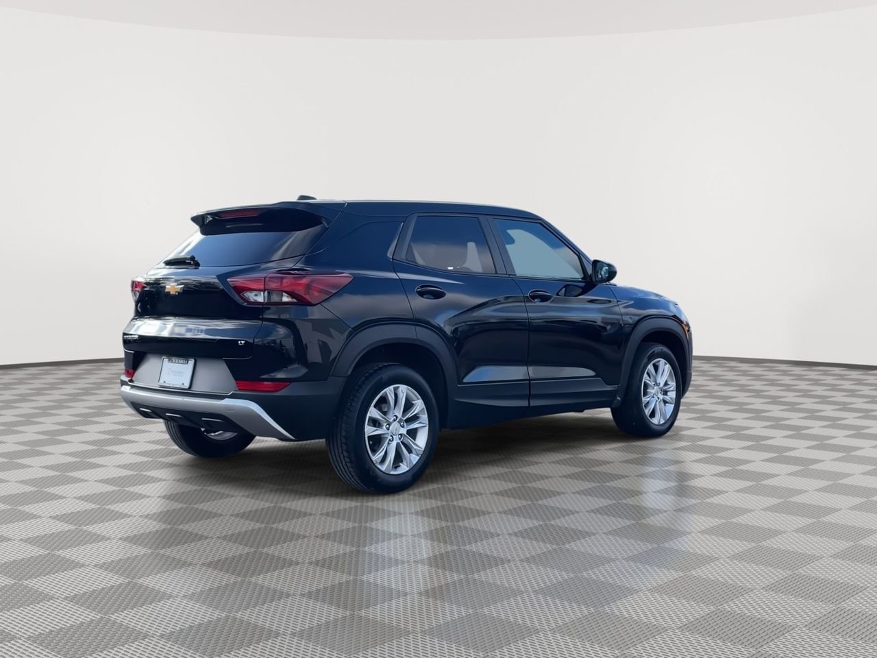 Thumbnail: 2023 Chevrolet TrailBlazer - 8