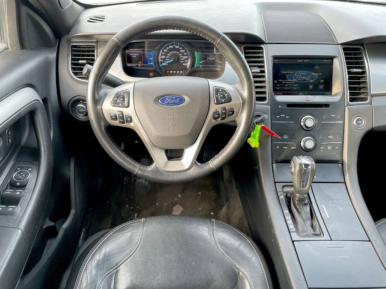 Thumbnail: 2014 Ford Taurus - 11