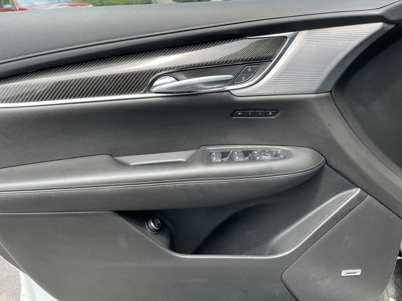 Thumbnail: 2021 Cadillac XT6 - 35