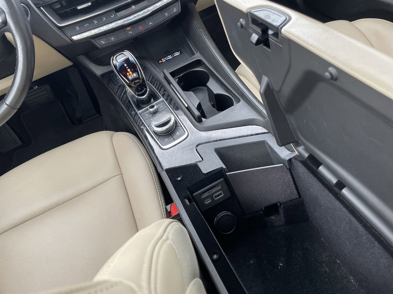 Thumbnail: 2023 Cadillac CT5 - 24